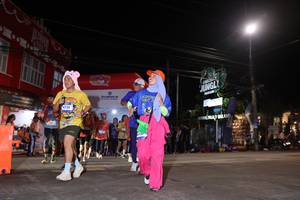 BIB: 4730
                            <button type="button" onclick="openModal(26261847)" class="btn btn-primary btn-sm float-right btn-popup" data-toggle="modal" data-target=".modal-high-quality">
                        <i class="fas fa-shopping-cart"></i> Add to Cart
                    </button>
                                            <button type="button" onclick="isThisMe(26261847, true)" class="btn btn-success btn-sm float-right btn-popup btn-isme hidden" data-toggle="tooltip" data-placement="bottom" title="นี่คือรูปของคุณใช่ไหม คลิกที่นี่เพื่อเอาเข้าอัลบั้ม">
                        <i class="fas fa-plus"></i> Add to album
                    </button>
                    <button type="button" onclick="isThisMe(26261847, false)" class="btn btn-warning btn-sm float-right btn-popup btn-isnotme hidden">
                        <i class="fas fa-ban"></i> Remove from album
                    </button>